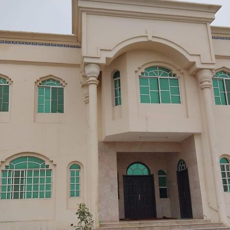 Villa 91 صلالة المظهر الخارجي الصورة